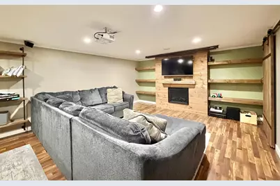 2015 Murphy Woods Road, Beloit, WI 53511 - Photo 23
