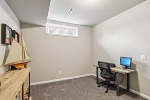 4727 Catalina Pkwy, Madison, WI 53558 - Photo 45