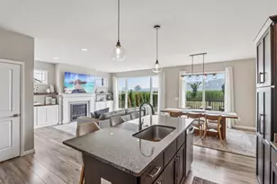4727 Catalina Pkwy, Madison, WI 53558 - Photo 21
