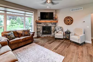 2511 Dublin Way, Waunakee, WI 53597 - Photo 7
