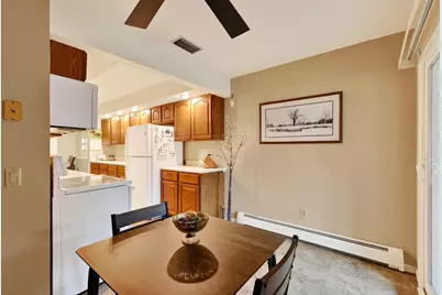 1522 Golf View Road #D, Madison, WI 53704 - Photo 13