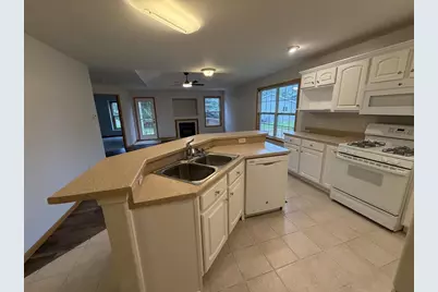 2302/2308 Bootmaker Drive, Beloit, WI 53511 - Photo 7