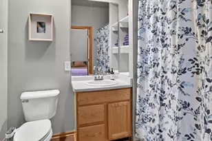 5583 Bantry Ln, Fitchburg, WI 53711 - Photo 19