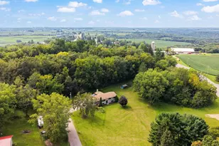 784 Helgerson St, Ferryville, WI 54628 - Photo 7
