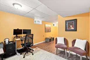 2010 Cameron Dr, Madison, WI 53711 - Photo 17