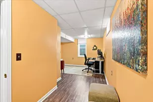 2010 Cameron Dr, Madison, WI 53711 - Photo 15