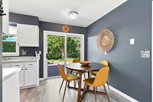 2010 Cameron Dr, Madison, WI 53711 - Photo 13