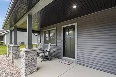 502 Eisenhower Street, Baraboo, WI 53913 - Photo 5