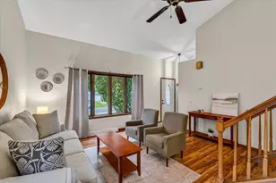 4410 Whitetail Ln, Madison, WI 53704 - Photo 5