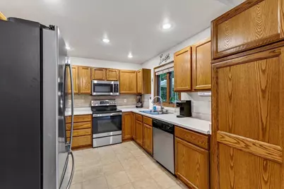 4410 Whitetail Lane, Madison, WI 53704 - Photo 9