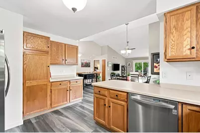 631 Constitution Lane, DeForest, WI 53532 - Photo 15
