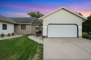 631 Constitution Ln, DeForest, WI 53532 - Photo 57