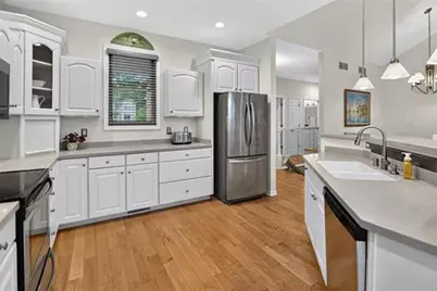 605 Samuel Drive, Madison, WI 53717 - Photo 5