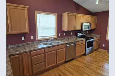 4022 Kingsford Drive, Janesville, WI 53546 - Photo 11