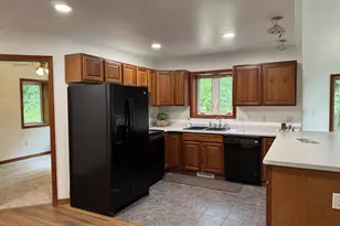 N9165 Currie Rd, Portage, WI 53901 - Photo 11