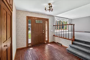 6318 Keelson Dr, Madison, WI 53705 - Photo 5
