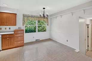 6318 Keelson Dr, Madison, WI 53705 - Photo 15