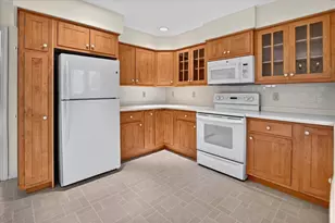 6318 Keelson Dr, Madison, WI 53705 - Photo 19