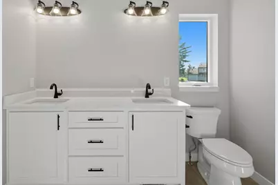 806 Saddle Ridge, Portage, WI 53901 - Photo 17