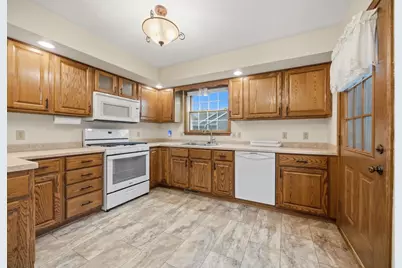 1304 Nantucket Drive #A, Janesville, WI 53546 - Photo 7