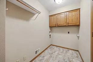 1304 Nantucket Dr, Janesville, WI 53546 - Photo 21