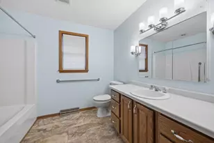 1304 Nantucket Dr, Janesville, WI 53546 - Photo 15