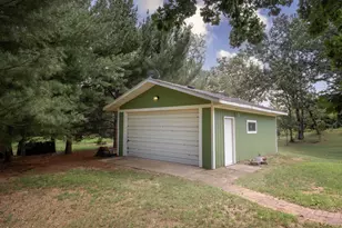 1819 Castlewood Rd, Friendship, WI 53934 - Photo 21