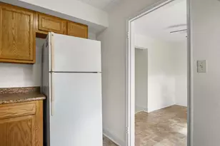 35 Sherman Terrace, Madison, WI 53704 - Photo 11