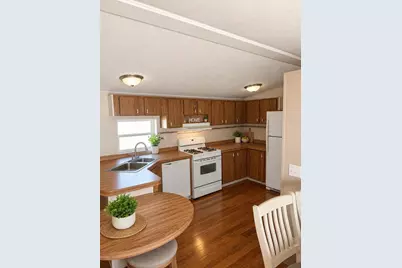 N168W21700 Main Street #40, Jackson, WI 53037 - Photo 3