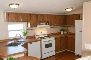 N168W21700 Main Street, Jackson, WI 53037 - Photo 3