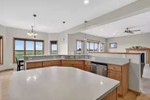 545 Fargo Trail, Middleton, WI 53562 - Photo 5