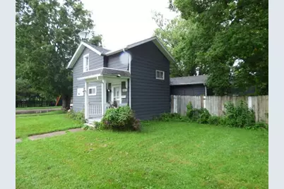 403 Center Avenue, Janesville, WI 53548 - Photo 3