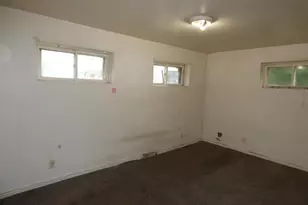 403 Center Ave, Janesville, WI 53548 - Photo 7