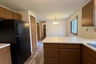 402 South St, Baraboo, WI 53913 - Photo 9