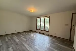 402 South St, Baraboo, WI 53913 - Photo 5