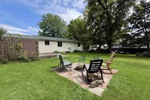 402 South St, Baraboo, WI 53913 - Photo 33