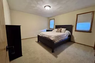 4520 Hearthridge Dr, Janesville, WI 53546 - Photo 17