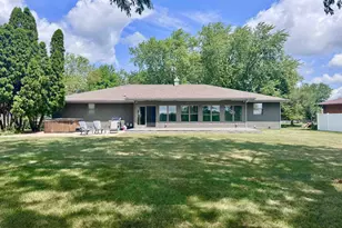 4520 Hearthridge Dr, Janesville, WI 53546 - Photo 41