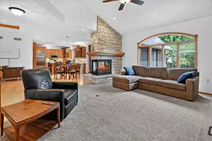 841 Wickersham Ct, Sun Prairie, WI 53590 - Photo 17