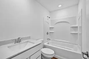 110 O'Brien Ct, Columbus, WI 53925 - Photo 11