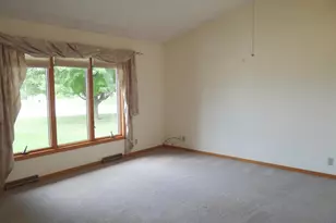 2122 Purple Aster Ln, Janesville, WI 53546 - Photo 23