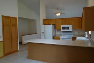 2122 Purple Aster Ln, Janesville, WI 53546 - Photo 13