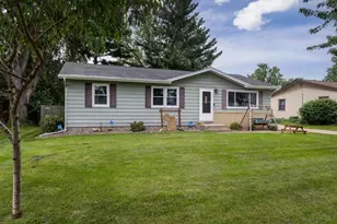 1748 Windsor Ct, Beloit, WI 53511 - Photo 1