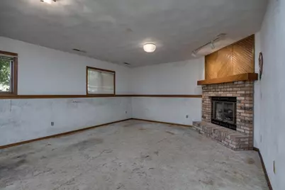2517 Crest Line Drive, Madison, WI 53704 - Photo 25