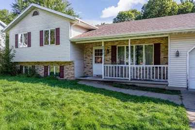 2517 Crest Line Drive, Madison, WI 53704 - Photo 3