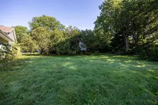 2517 Crest Line Dr, Madison, WI 53704 - Photo 37