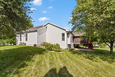 1331 Pinnacle Circle, Sun Prairie, WI 53590 - Photo 3