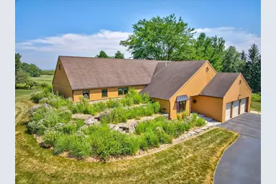 2532 Bigler Circle, Verona, WI 53593 - Photo 3