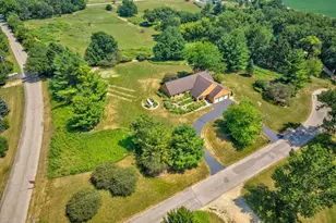 2532 Bigler Cir, Verona, WI 53593 - Photo 77