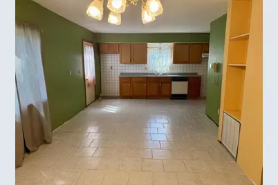 305 Rosedale Avenue, Fox Lake, WI 53933 - Photo 9